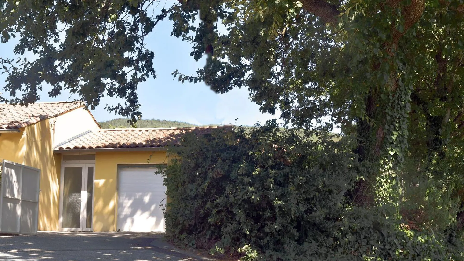 Paradis Provencal Le Calme Total, Grande Piscine Et Jacuzzi Chauffe, Salle De Jeux Et Fresque Du Nougat, Intimite Montélimar