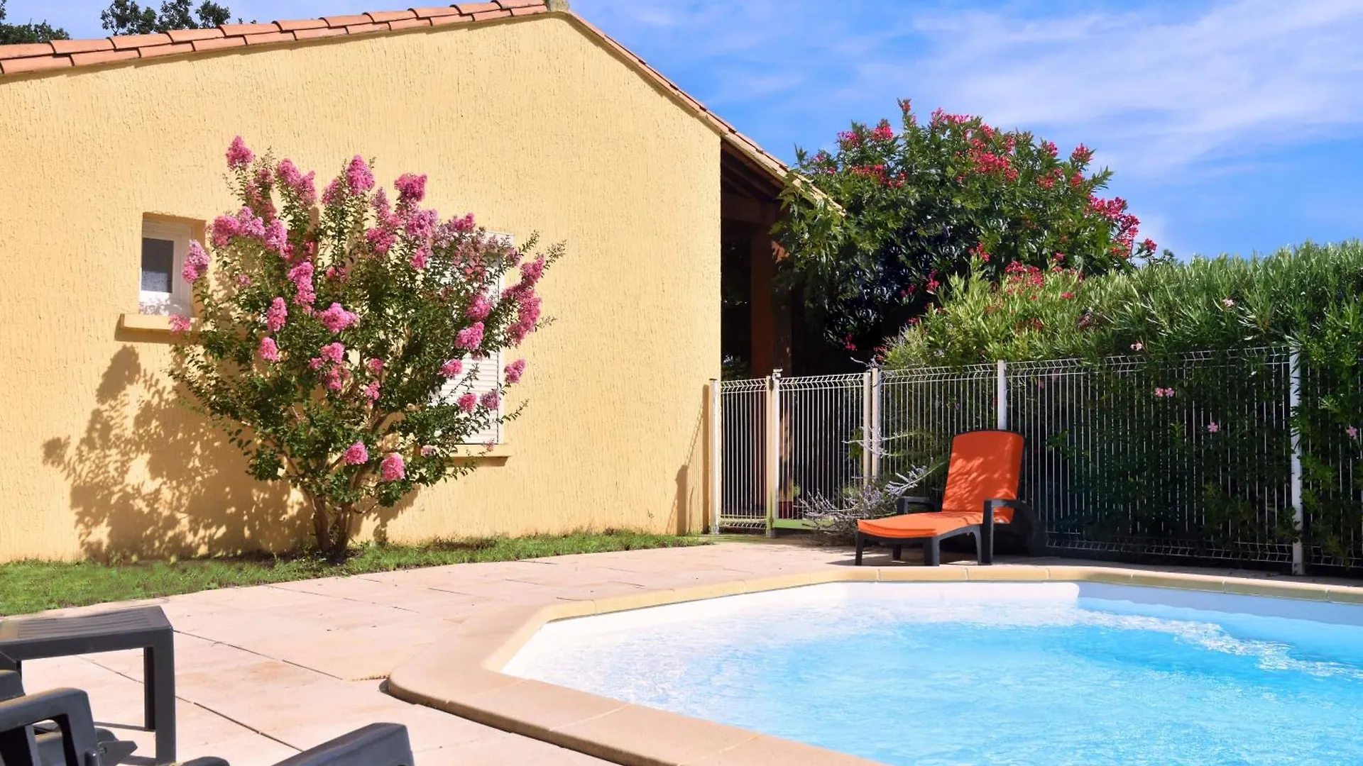 Villa Paradis Provencal Le Calme Total, Grande Piscine Et Jacuzzi Chauffe, Salle De Jeux Et Fresque Du Nougat, Intimite Montélimar